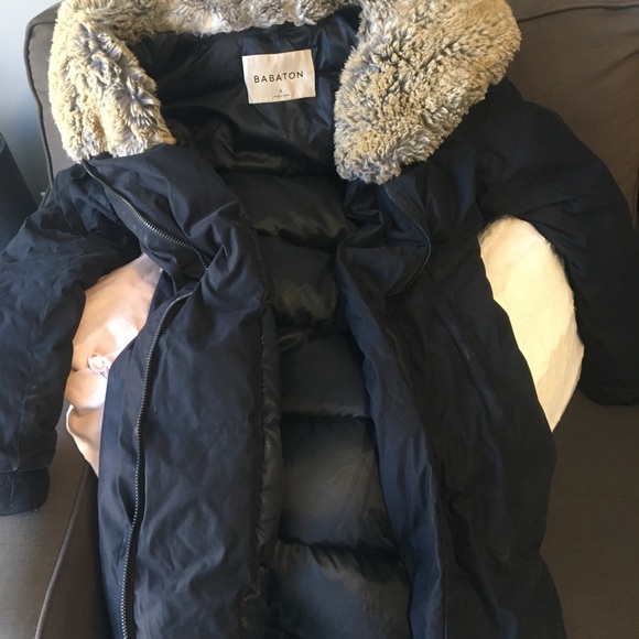 Aritiza jacket - Picture 4 of 11